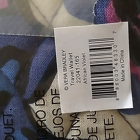 6 x 4.5 Travel Wallet African Violet Vera Bradley - Picture 2 of 8